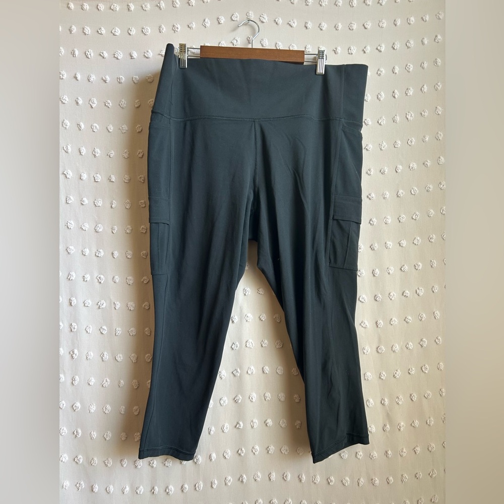 Athleta Salutation Cargo‎ 7/8 Tight Sz 3X Black